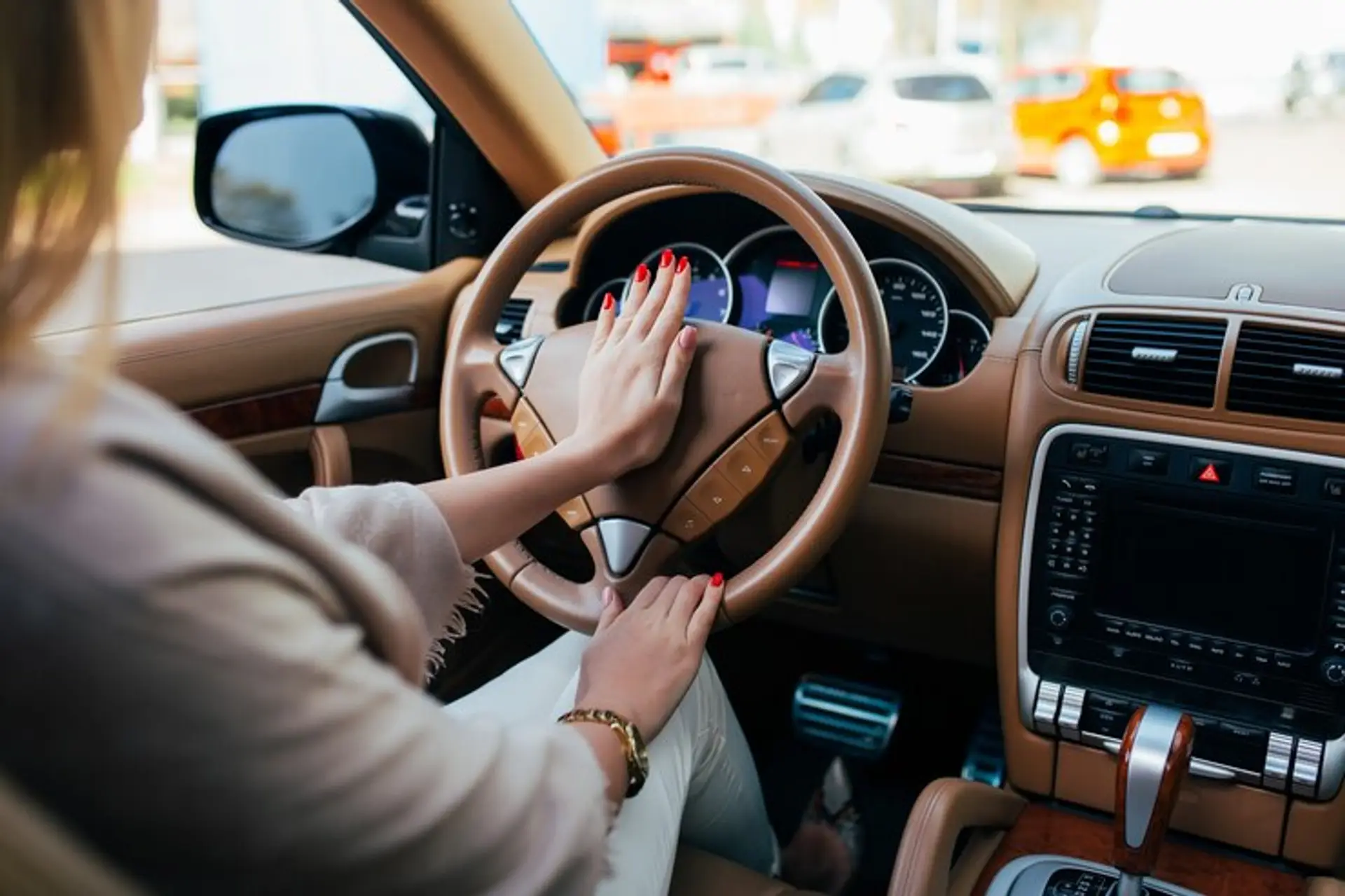 The Unchangeable Ledger: How Blockchain is Rebuilding Trust in Used Car Sales